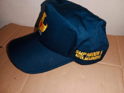 topi siswa